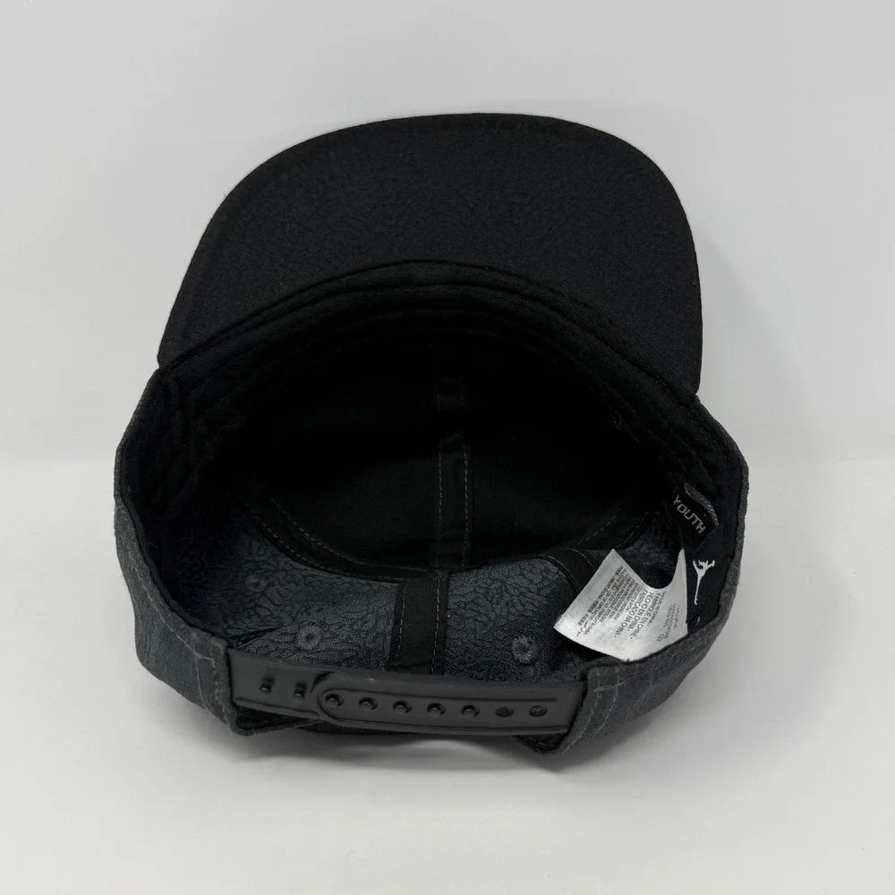 Jordan Youth Snapback Hat Black Grey Elephant Print Metal Jumpman 1623-693